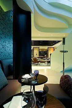 Hotel Lkf By Rhombus - Lan Kwai Fong 香港